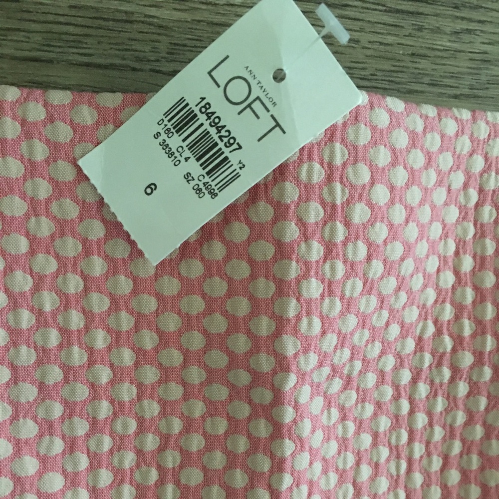 Pink Polkadotted skirt - Picture 2 of 4